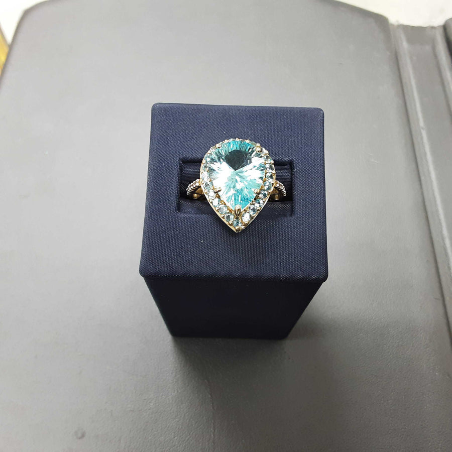 Women's Ring - Yellow Gold 10k (.417) 5.1 grams Size 7