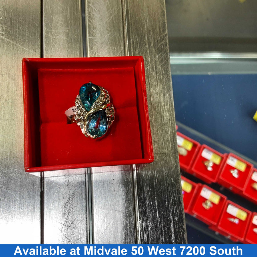 Women's Ring - Yellow Gold 14k (.585) 10 grams Size 6