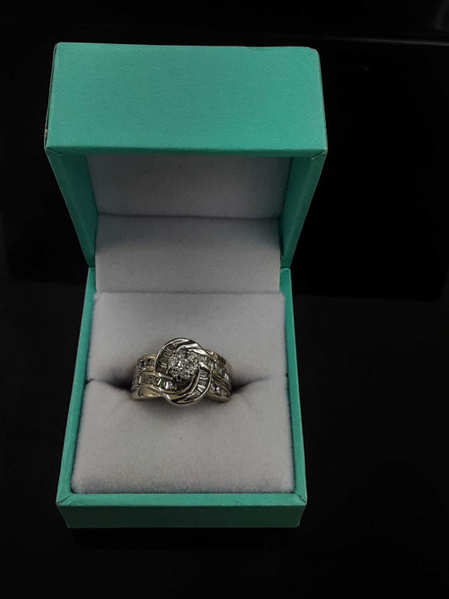 Women's Ring - White Gold 14k (.585) 5.7 grams Size 6