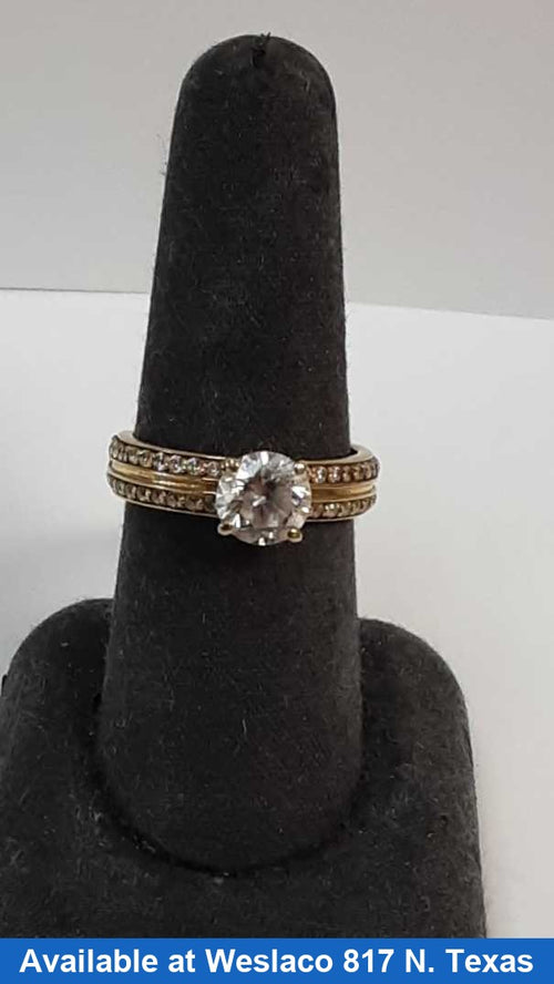 Women's Ring - Solitaire - Yellow Gold 10k (.417) 2.7 grams Size 7.5