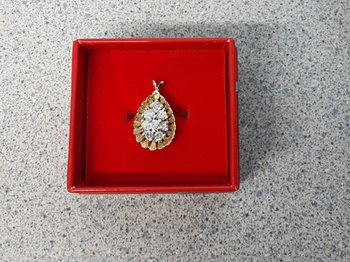 Diamond Pendant - Yellow Gold 14k (.585) 3.7 grams