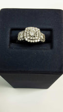 Women's Ring - White Gold 10k (.417) 4.1 grams Size 6