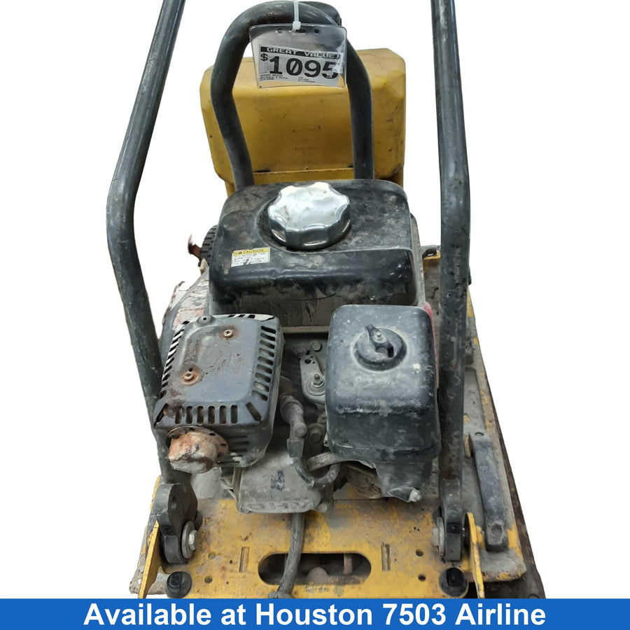 Wacker Neuson Yellow Aerator / Dethatcher