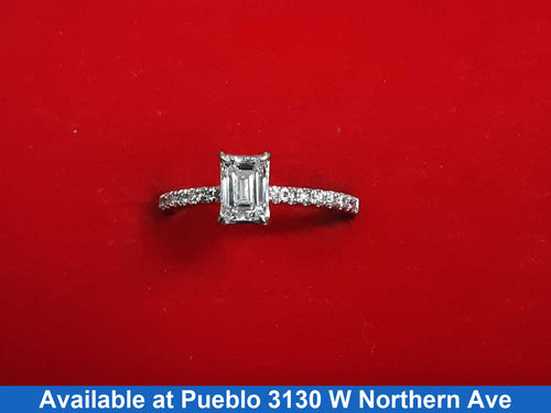 Women's Ring - White Gold 10k (.417) 2.3 grams Size 7
