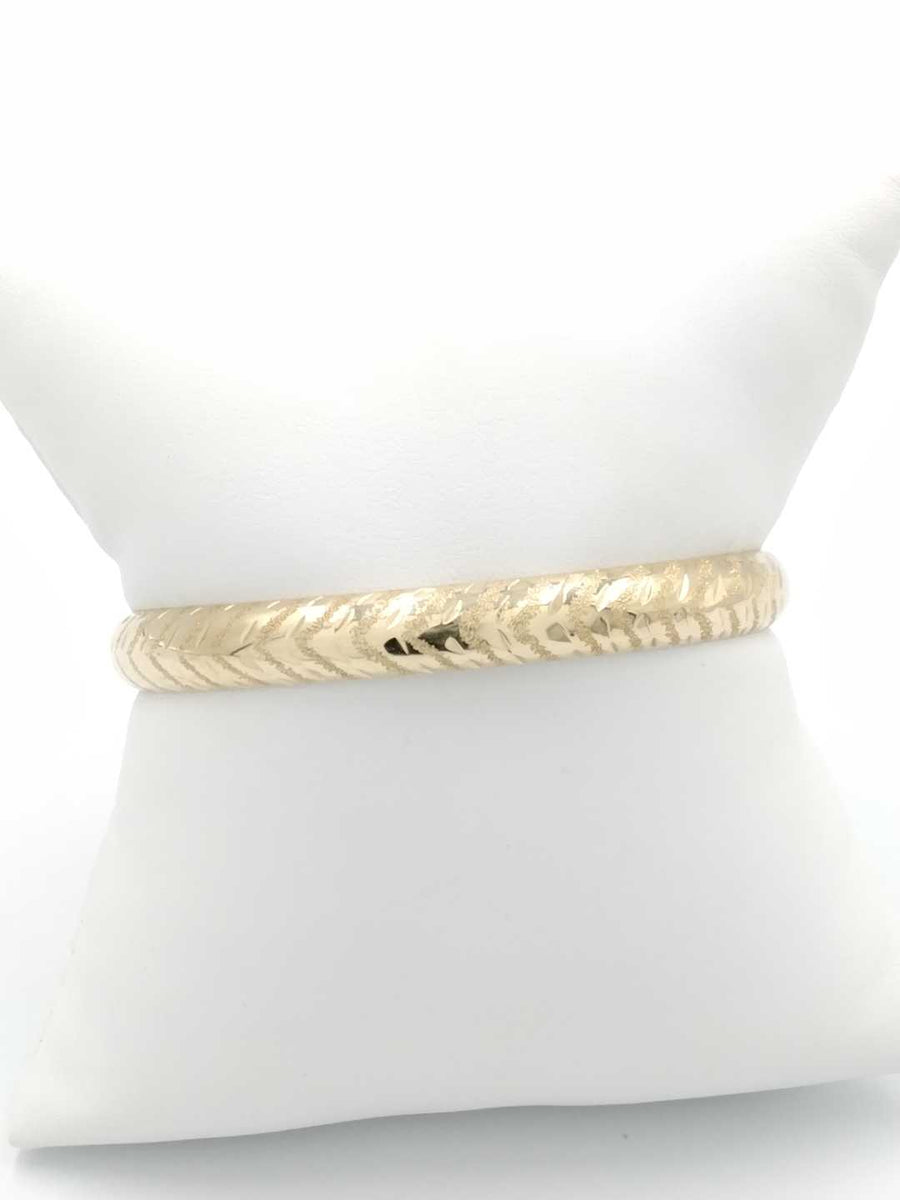 Bangle Bracelet - Yellow Gold 14k (.585) 11.4 grams 8 inch