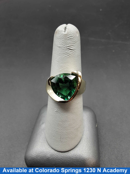 Women's Ring - Yellow Gold 10k (.417) 7.3 grams Size 6