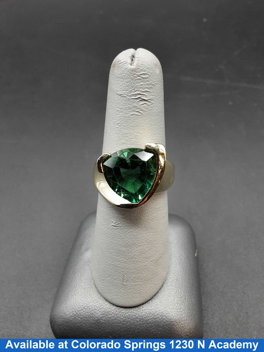 Women's Ring - Yellow Gold 10k (.417) 7.3 grams Size 6
