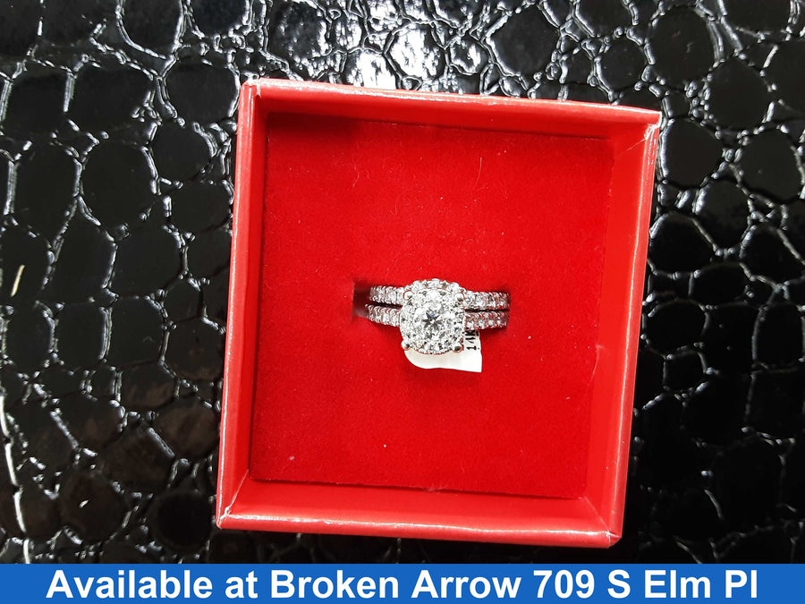 Women's Ring - White Gold 14k (.585) 5.5 grams Size 20