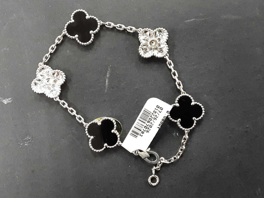 Bracelet - White Gold 18k (.750) 12.3 grams 8 inch