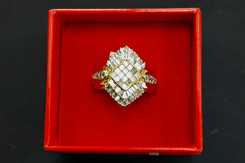 Women's Ring - Yellow Gold 14k (.585) 6 grams Size 9