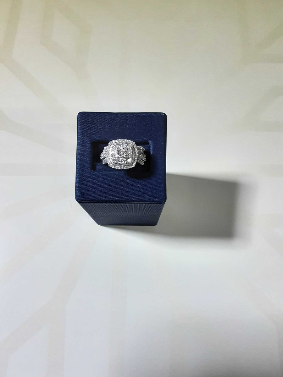 Women's Ring - Yellow Gold 10k (.417) 5.7 grams Size 8
