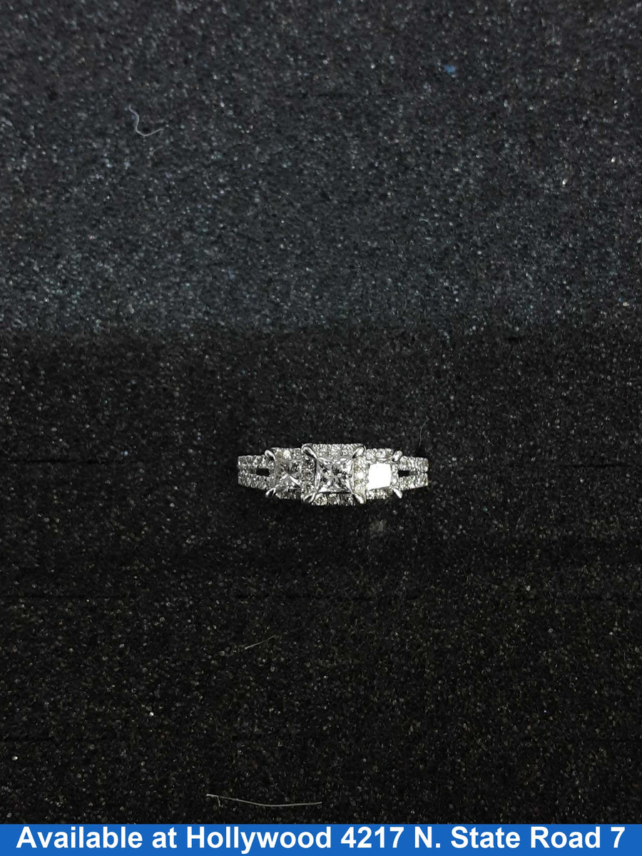 Women's Ring - White Gold 14k (.585) 3.5 grams Size 7
