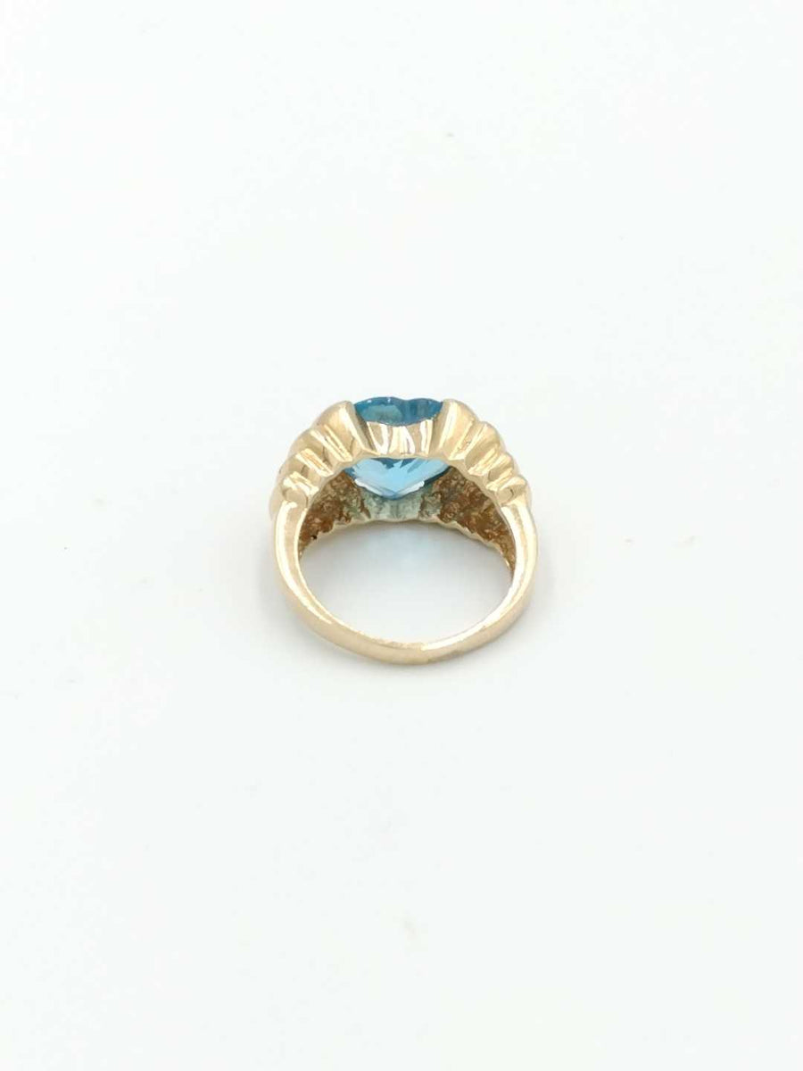Women's Ring - Solitaire - Yellow Gold 14k (.585) 6.3 grams Size 7