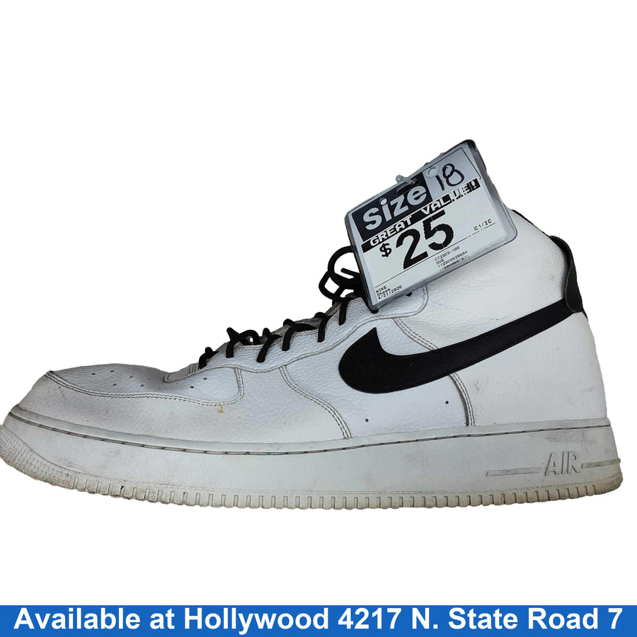 Nike Ct2303-100 White