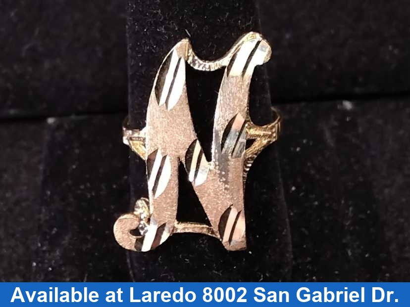 Women's Ring - Yellow Gold 10k (.417) 3.7 grams Size 9.5