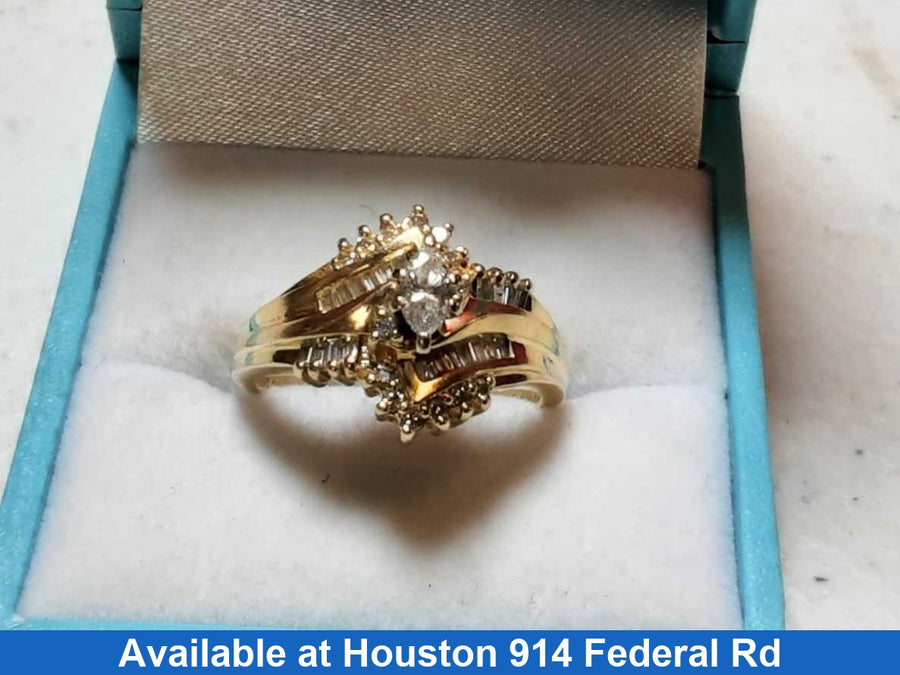 Women's Ring - Yellow Gold 14k (.585) 4.7 grams Size 7.5