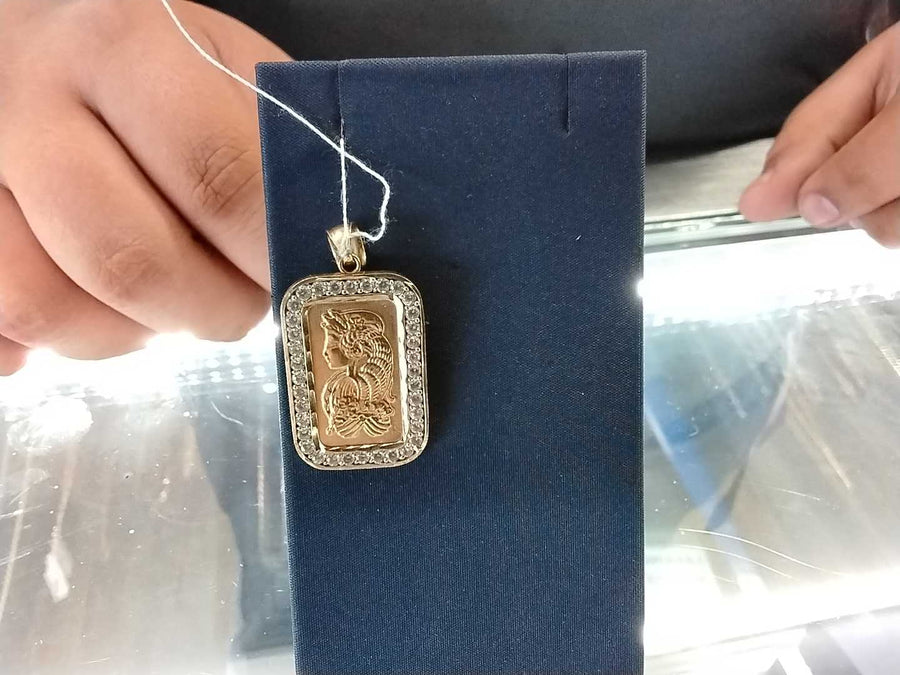 Pendant - Yellow Gold 10k (.417) 4.35 grams