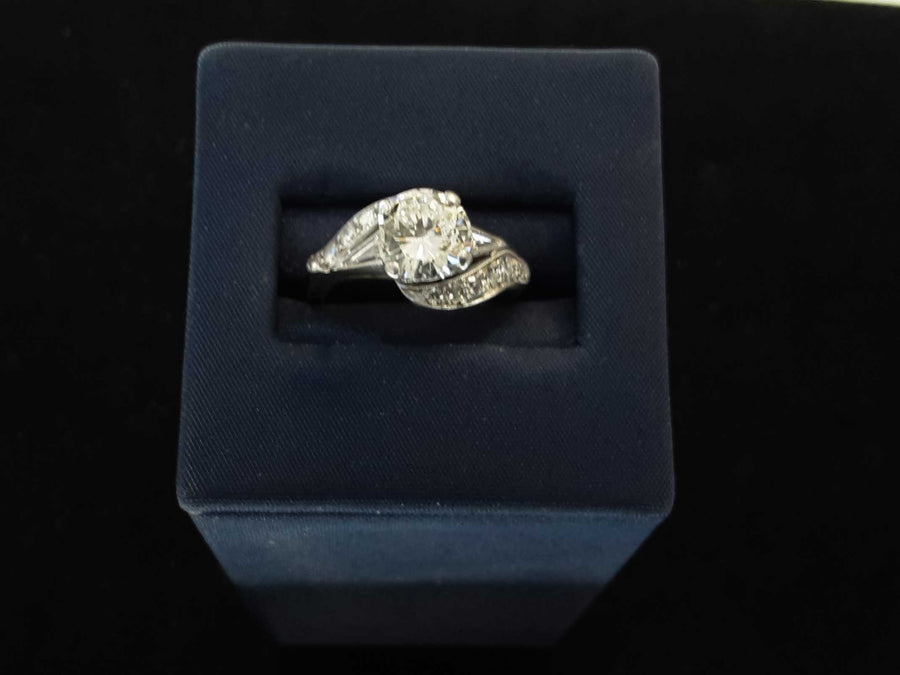 Ring - Engagement Set - White Gold 10k (.417) 4.7 grams Size 6.5