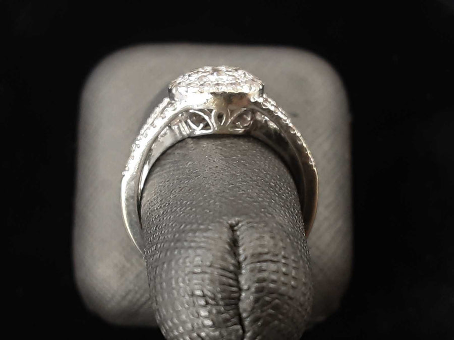 Women's Ring - White Gold 14k (.585) 5.9 grams Size 7