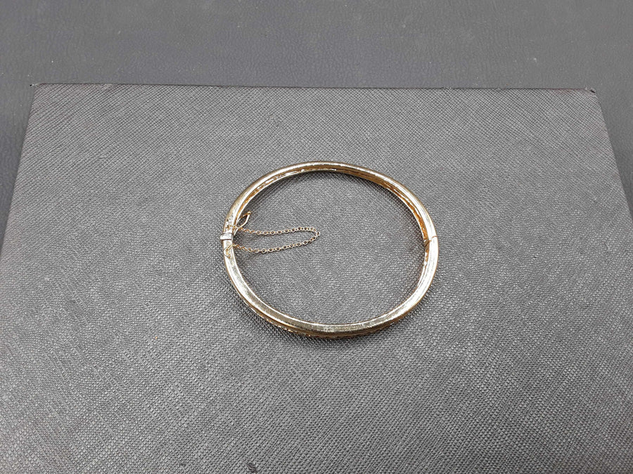 Bangle Bracelet - Yellow Gold 14k (.585) 21.6 grams 8 inch