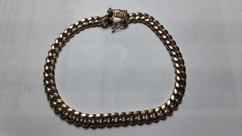 Cuban Link Bracelet - Yellow Gold 10k (.417) 8.3 grams 8 inch