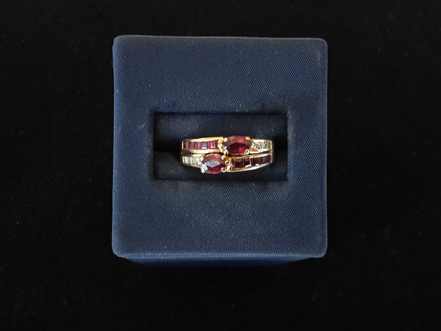 Women's Ring - Yellow Gold 18k (.750) 3.7 grams Size 6