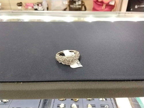Women's Ring - White Gold 14k (.585) 4.4 grams Size 7
