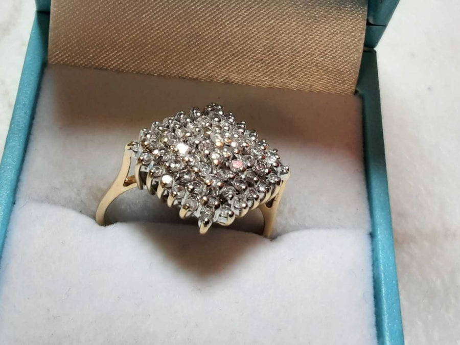 Women's Ring - Yellow Gold 14k (.585) 3.9 grams Size 20