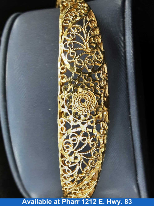 Bangle Bracelet - Yellow Gold 14k (.585) 13 grams 12 inch