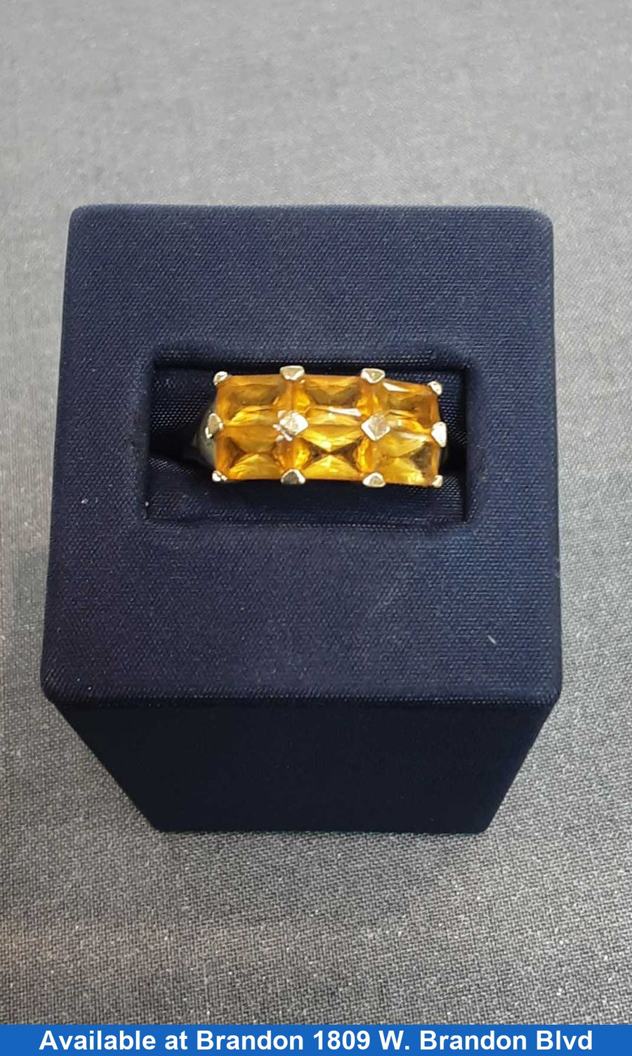 Women's Ring - Yellow Gold 10k (.417) 3.7 grams Size 8