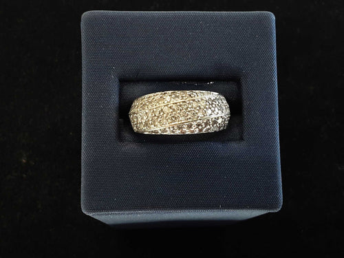 Women's Ring - White Gold 10k (.417) 4.5 grams Size 7.5