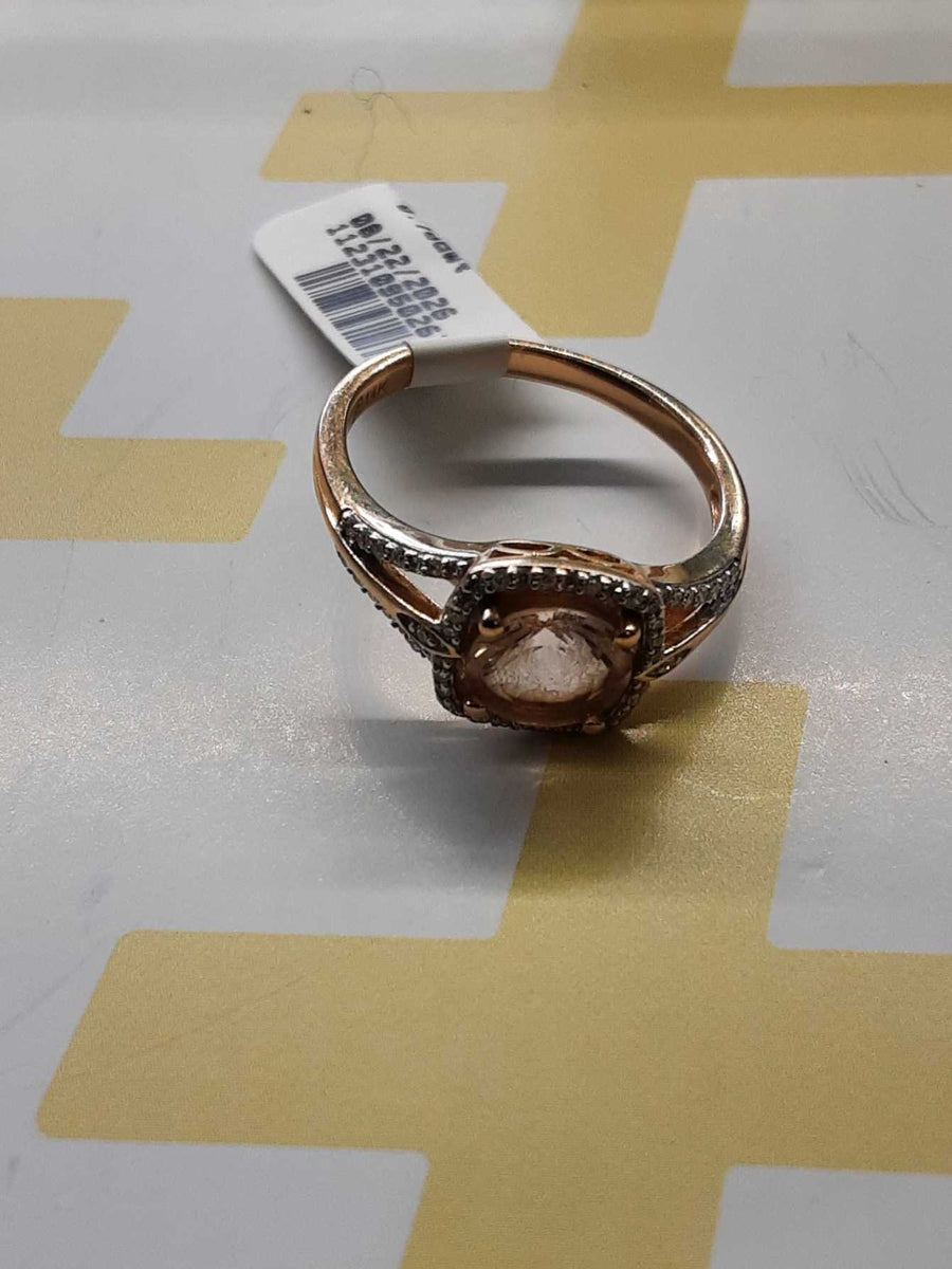 Women's Ring - Yellow Gold 14k (.585) 2.7 grams Size 7