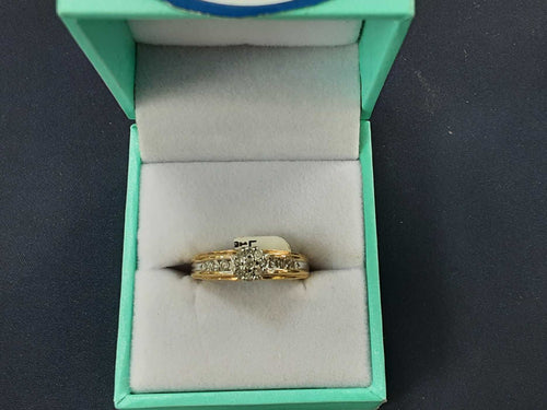 Women's Ring - Yellow Gold 10k (.417) 4 grams Size 8