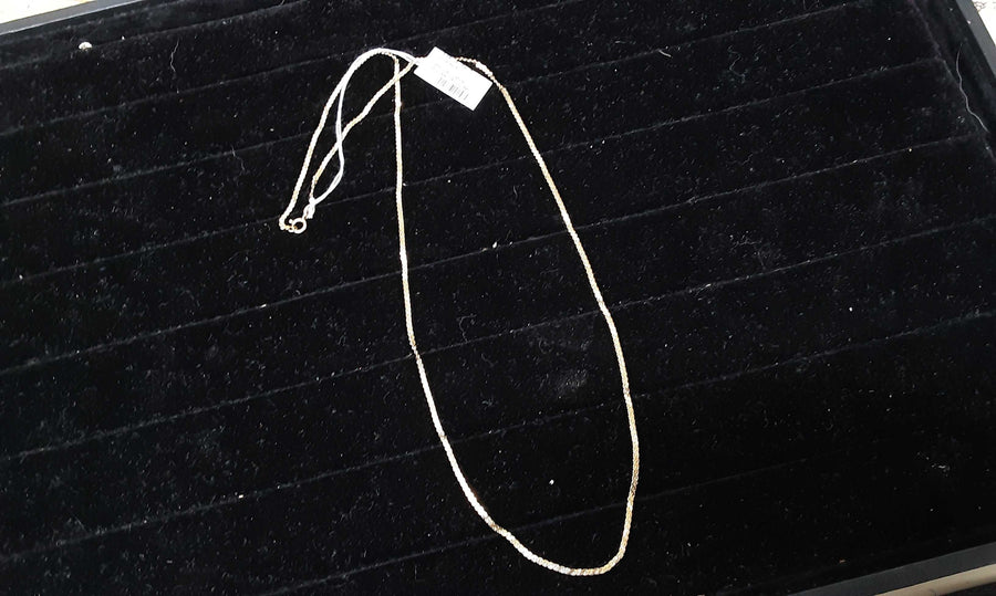 Herringbone Chain - Yellow Gold 14k (.585) 3.7 grams 22 inch
