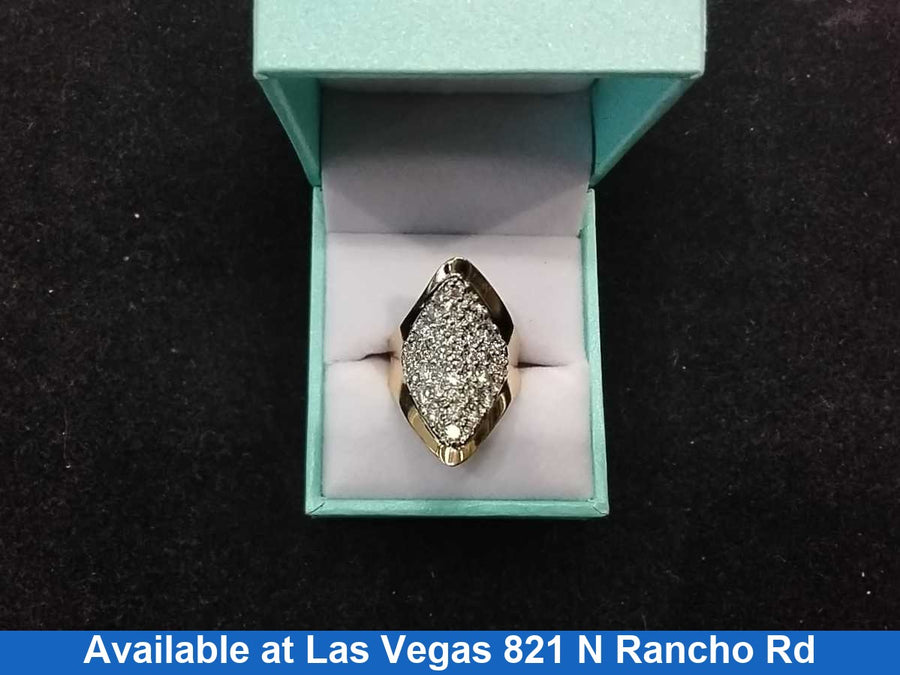 Women's Ring - Yellow Gold 18k (.750) 14.7 grams Size 8