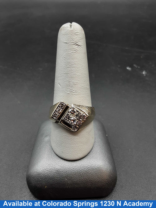 Men's Ring - Yellow Gold 10k (.417) 9.2 grams Size 10.5