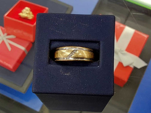Ring - Wedding Band - Yellow Gold 14k (.585) 3.7 Grams Size 9
