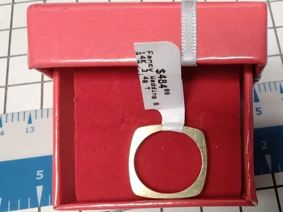 Ring - Wedding Band - Yellow Gold 14k (.585) 3.4 grams Size 6.5