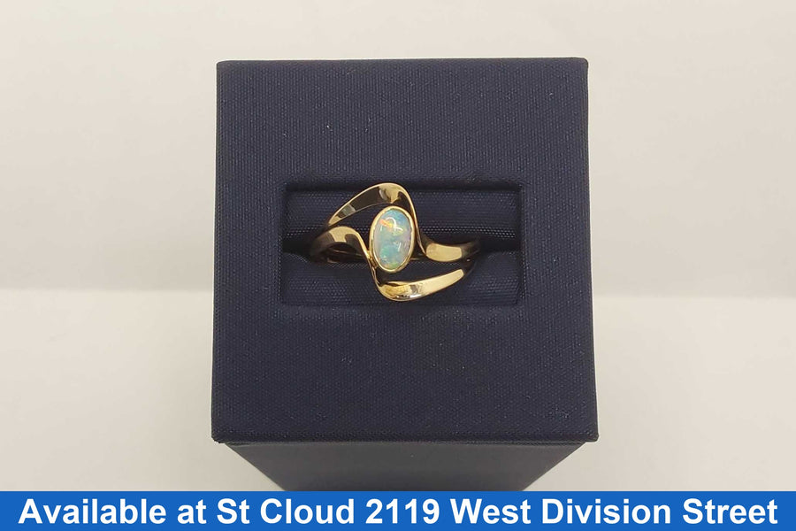 Women's Ring - Yellow Gold 14k (.585) 2.16 grams Size 6