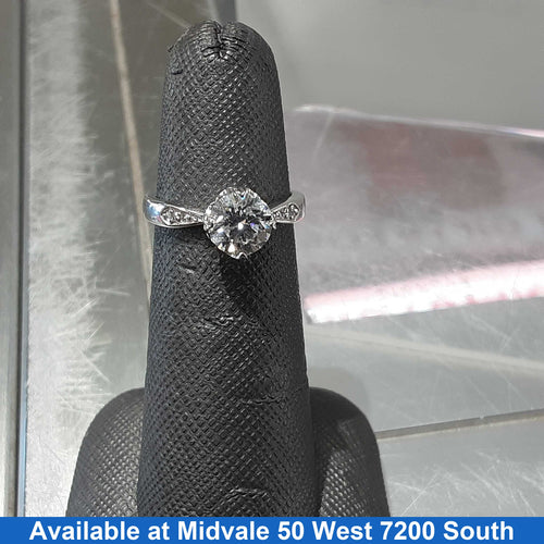 Ring - Wedding Set - White Gold 18k (.750) 3.4 grams Size 8.5