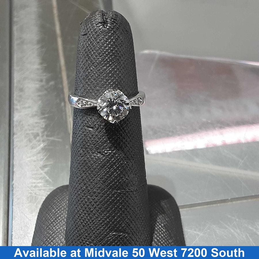 Ring - Wedding Set - White Gold 18k (.750) 3.4 grams Size 8.5