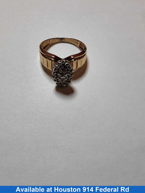 Women's Ring - Yellow Gold 10k (.417) 3.8 grams Size 7.5