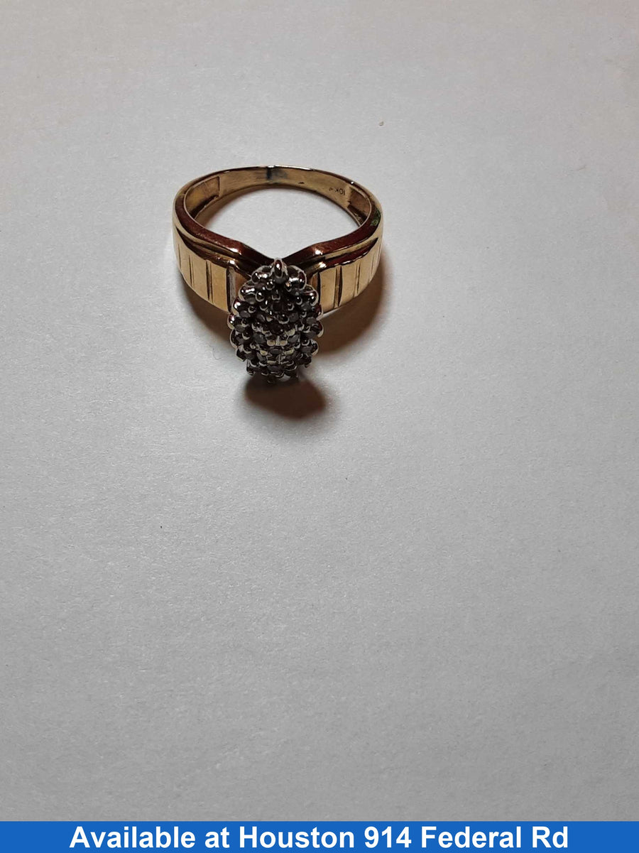 Women's Ring - Yellow Gold 10k (.417) 3.8 grams Size 7.5