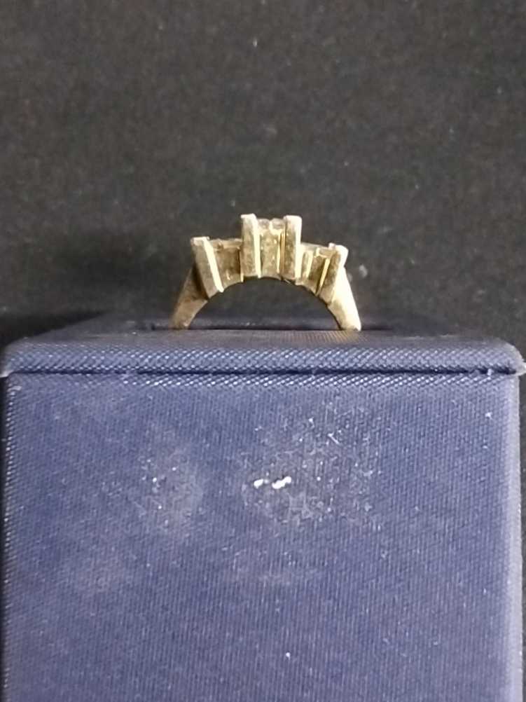 Women's Ring - Yellow Gold 10k (.417) 4.9 grams Size 20