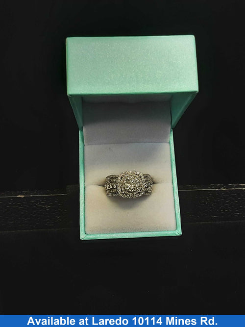 Women's Ring - White Gold 10k (.417) 6.7 grams Size 7