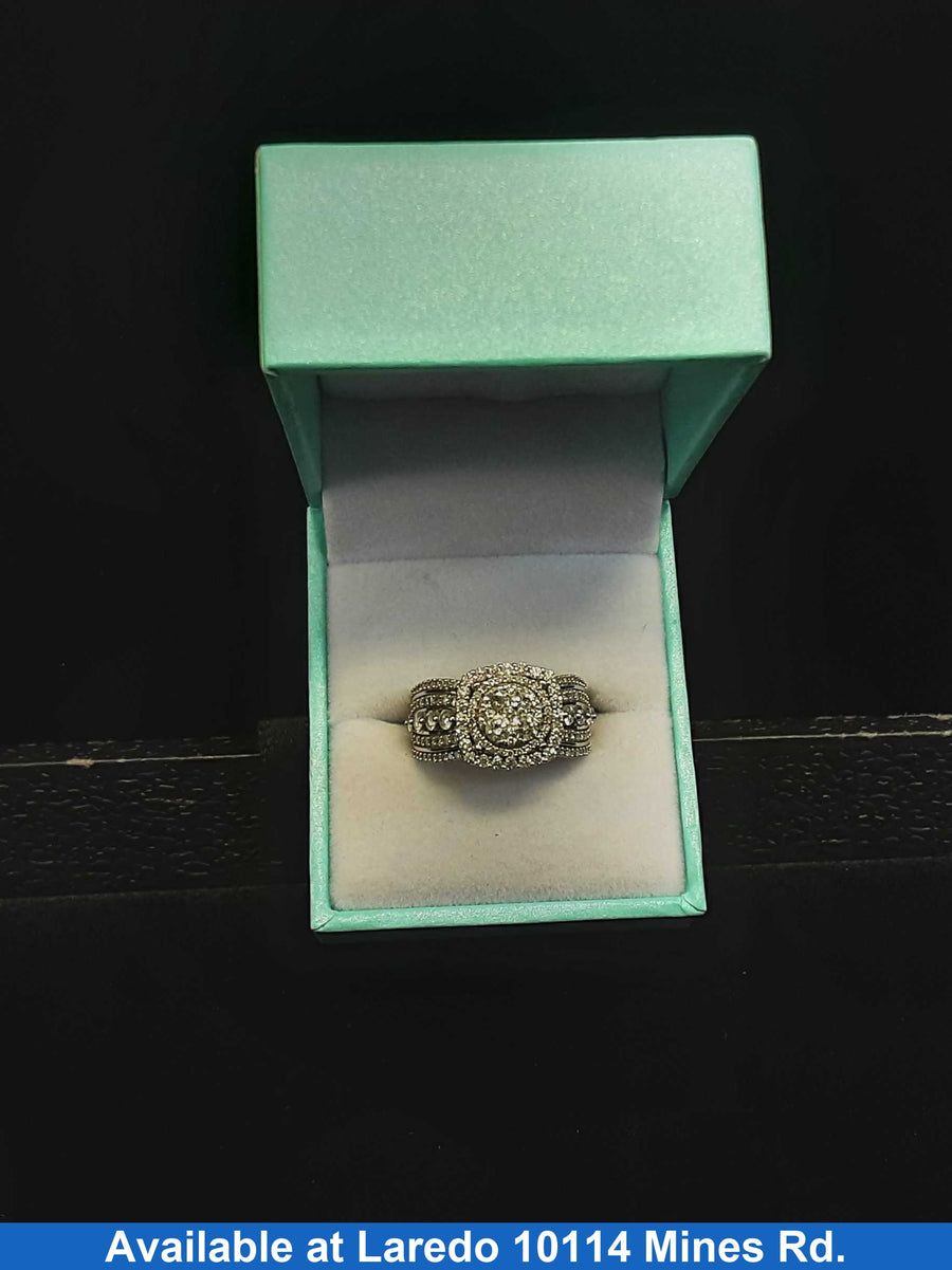 Women's Ring - White Gold 10k (.417) 6.7 grams Size 7
