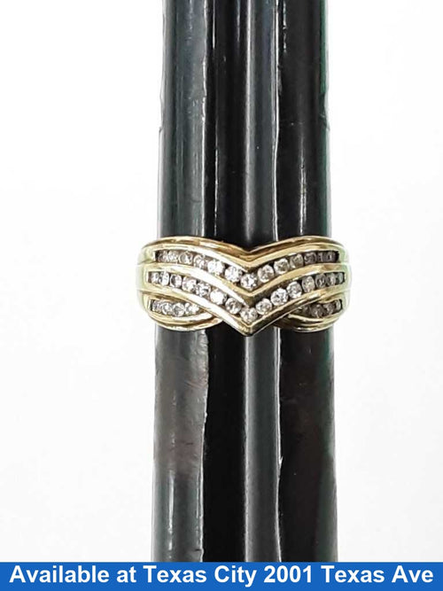 Women's Ring - Yellow Gold 10k (.417) 3.9 grams Size 5