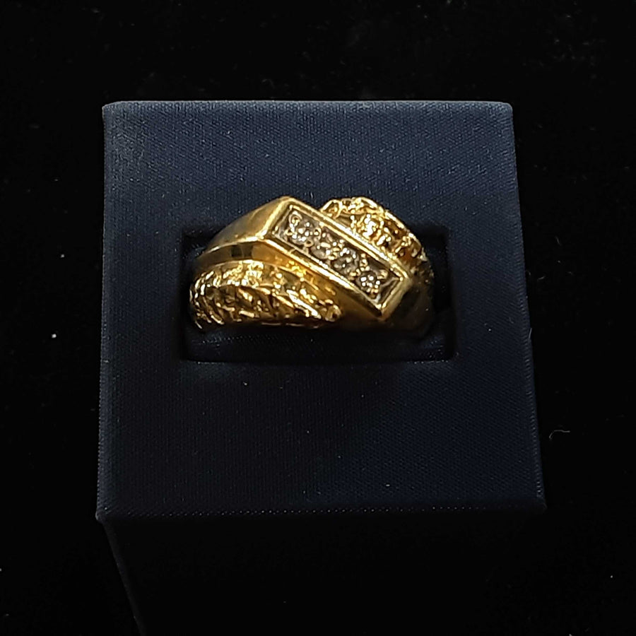 Women's Ring - Yellow Gold 10k (.417) 7.7 grams Size 8