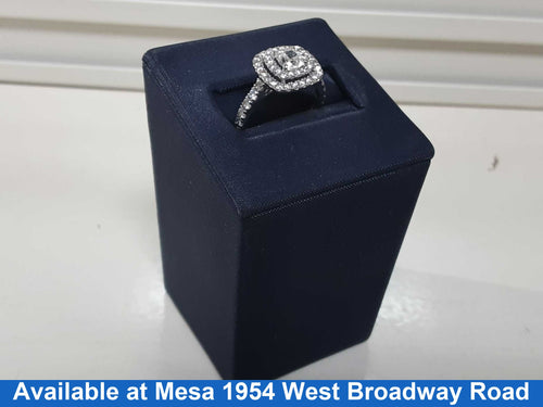 Women's Ring - White Gold 14k (.585) 3.4 grams Size 4.5