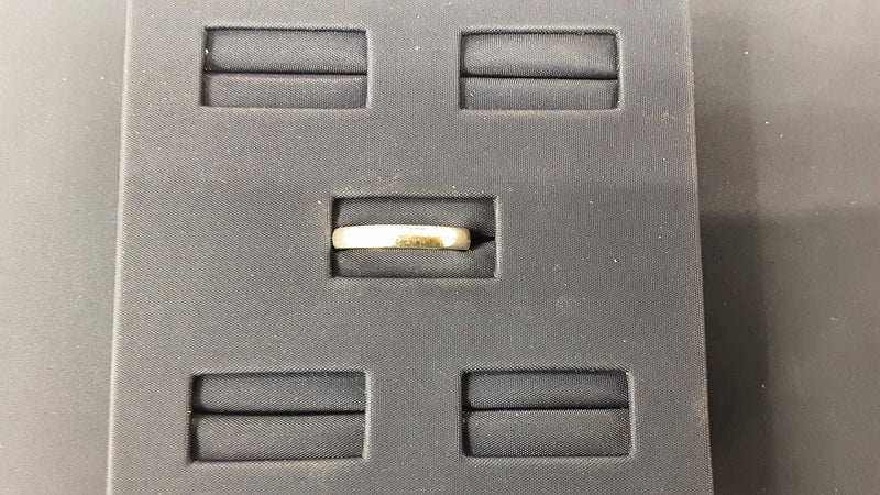Plain Wedding Band Silver 3.7 grams Size 7